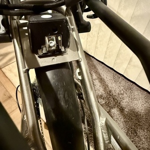 2023 Tern Tern Vektron S10 Folding Electric Bike Silver, gray or bare metal