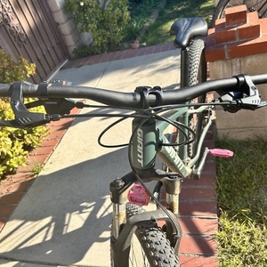 2021 Giant Talon 3 Green, White, and Pink