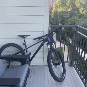 2022 Trek ROSCOE 6 S PURPLE FLIP/TREK BLACK Purple