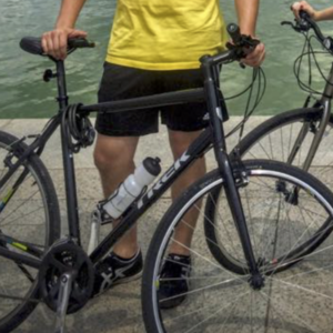 2016 Trek 7.2 FX 22.5 Starry Black