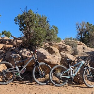 2017 SCOTT Spark White and Teal