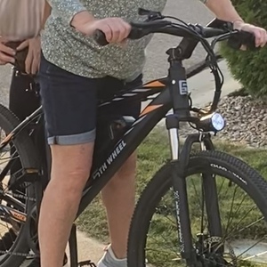 2025 5th wheel Mate Black