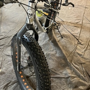 Rubber Side Down (RSD) The Mayor Silver, gray or bare metal