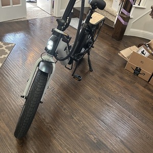 2023 Denago Folding 1 White