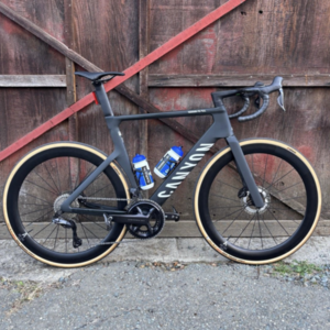 2025 Canyon bicycles Aeroad Black