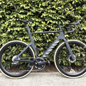 2025 Canyon bicycles Aeroad Black
