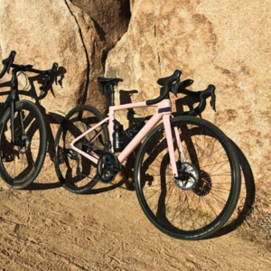 2021 Specialized Tarmac SL7 Expert Pink