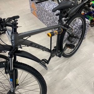 2025 Carrera bicycles Silver, gray or bare metal