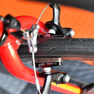 2017 Islabikes Luath 700 S Red and Yellow or Gold