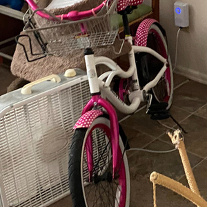 Unknown Beach cruiser White and Pink