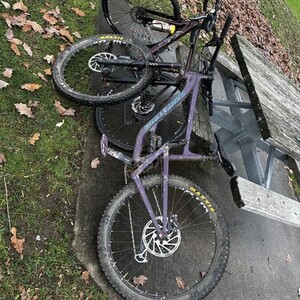 2020 Santa Cruz Nomad Purple