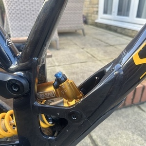 2020 Specialized Demo race Black and Yellow or Gold