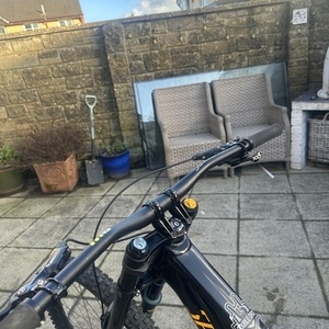 2020 Specialized Demo race Black and Yellow or Gold