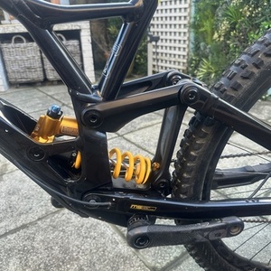 2020 Specialized Demo race Black and Yellow or Gold