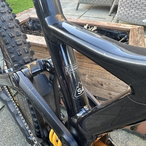 2020 Specialized Demo race Black and Yellow or Gold