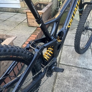 2020 Specialized Demo race Black and Yellow or Gold