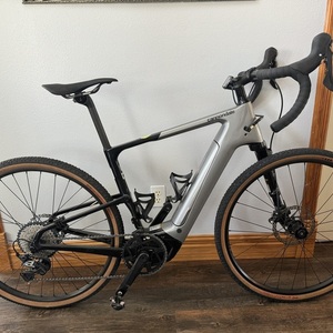 2022 Cannondale CANNONDALE TOPSTONE NEO 3 LEFTY Silver, gray or bare metal and Black