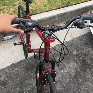 2018 Diamondback hybrid Red and Black