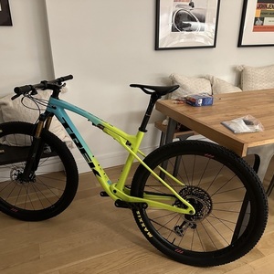 2020 Trek Supercaliber 9.9 Mountain Bike Yellow or Gold and Teal