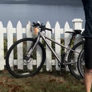 2025 Salsa Journeyer Flat Bar Deore Silver, gray or bare metal