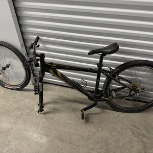 2008 Specialized Hardrock Sport Black and Yellow or Gold