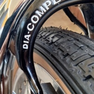 1994 GT Bicycles VERTIGO Black and Silver, gray or bare metal