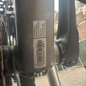 2026 Trek VERVE 3 DISC L SL Silver, gray or bare metal