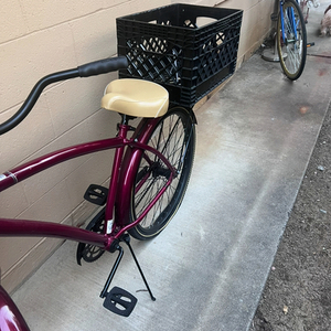 2024 Huffy Cruiser Red